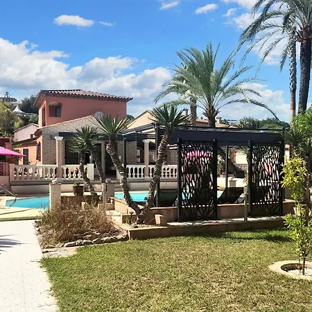 Splendide A Avec Piscine Privee